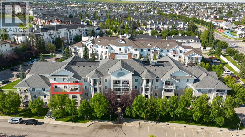 Single Family House for Sale in   Country Village Bay NE Country Hills Village Calgary 