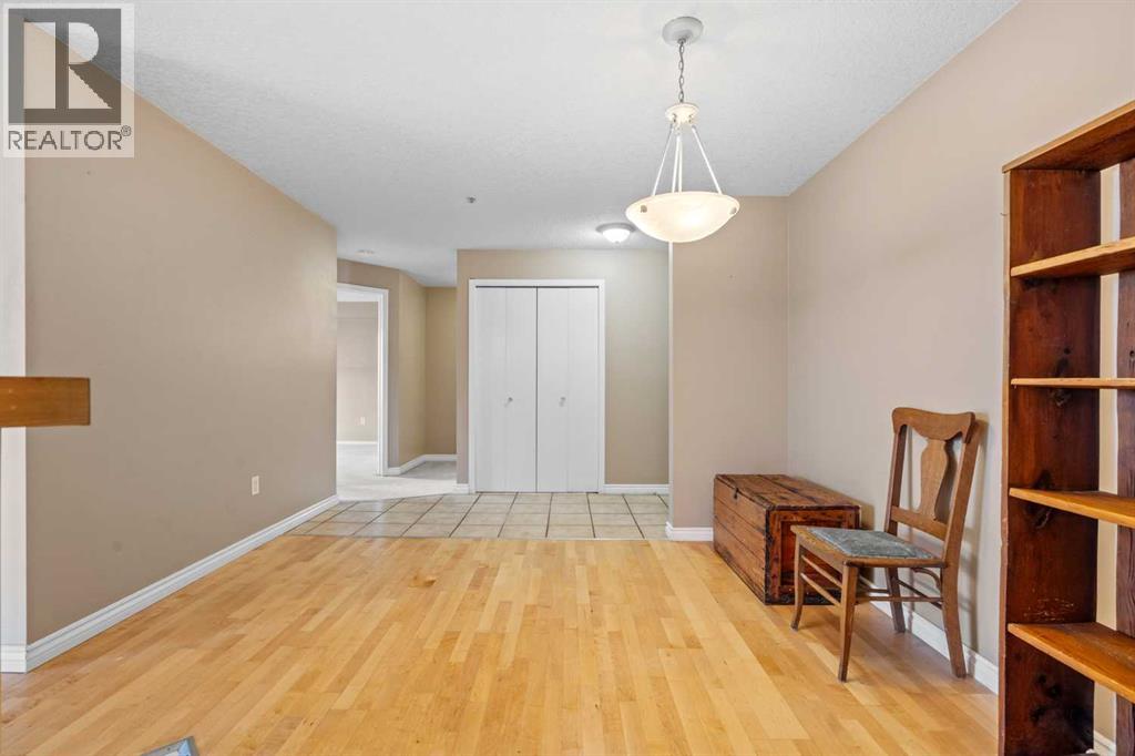 Single Family House for Sale in   Country Village Bay NE Country Hills Village Calgary 