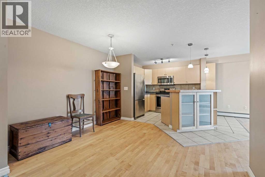 Single Family House for Sale in   Country Village Bay NE Country Hills Village Calgary 