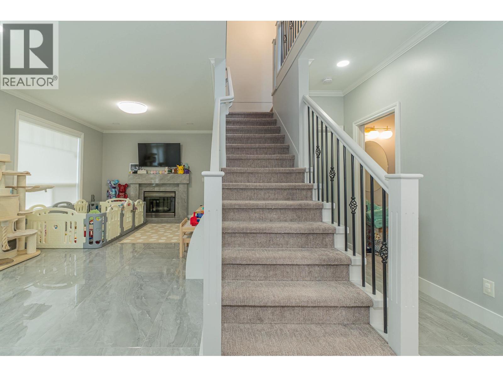 7 7060 BLUNDELL ROAD, Richmond