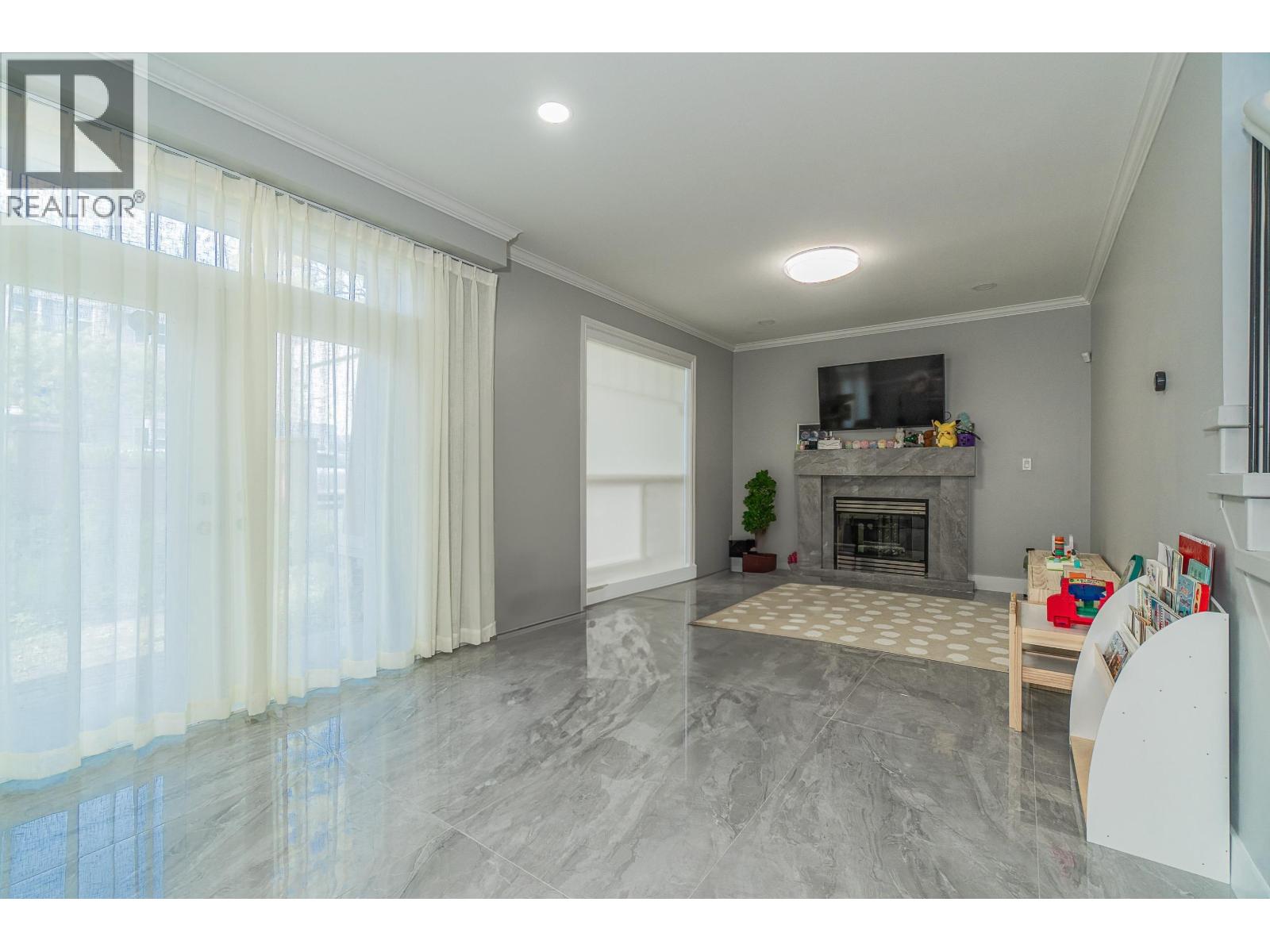 7 7060 BLUNDELL ROAD, Richmond