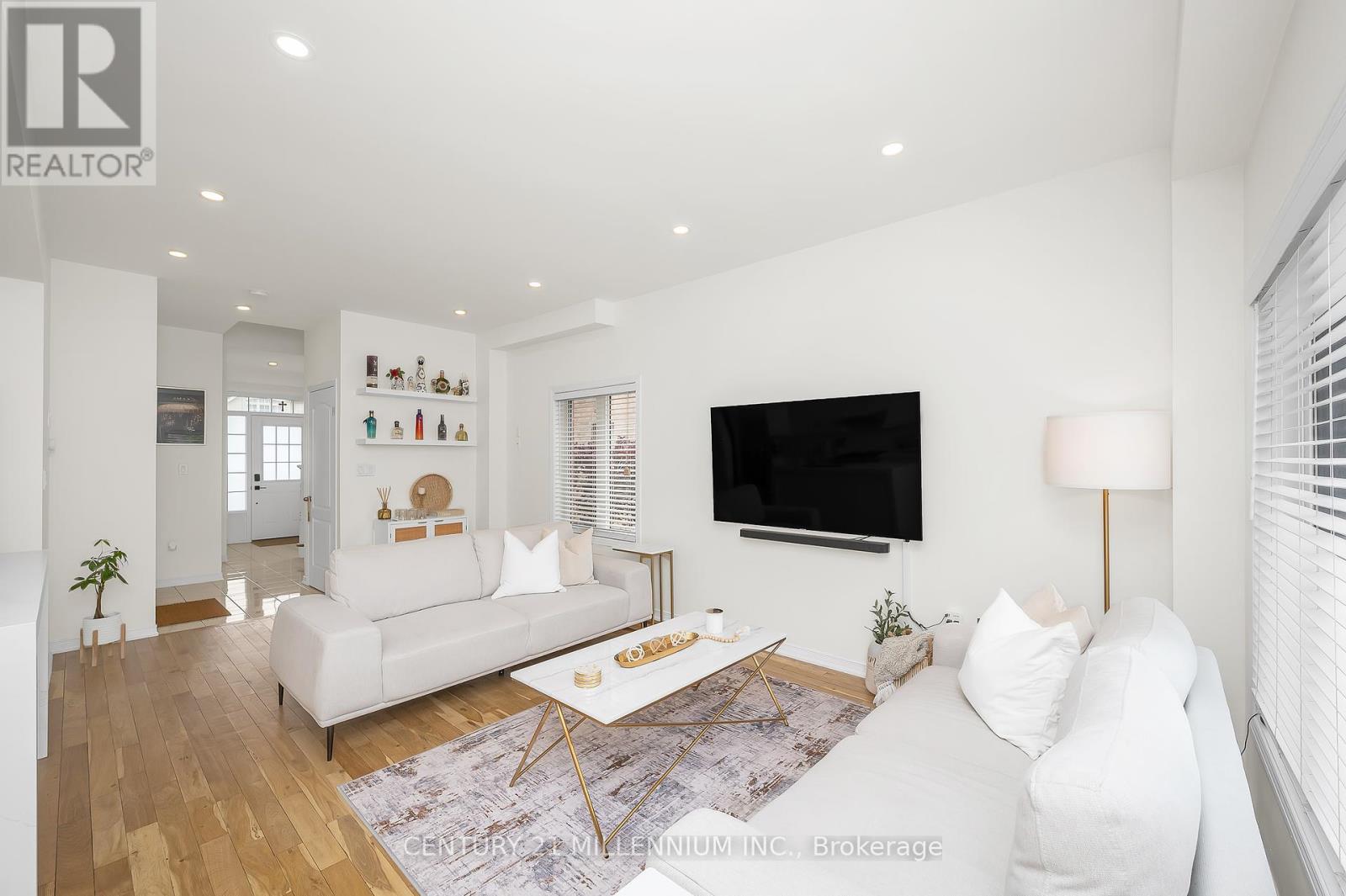 Photo 20 of 43 Bankfield Crescent, Hamilton ON