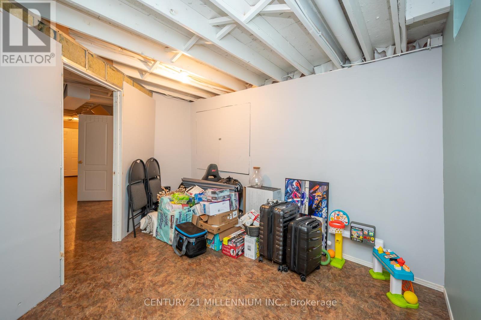 Photo 41 of 43 Bankfield Crescent, Hamilton ON