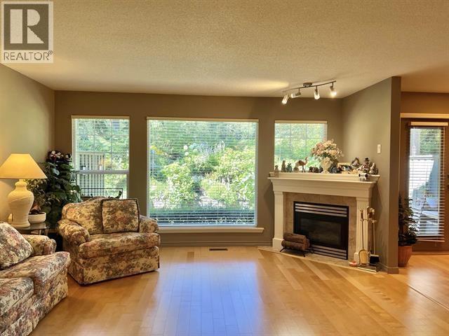 Photo 2 of 2 3300 Plateau Boulevard, Coquitlam BC