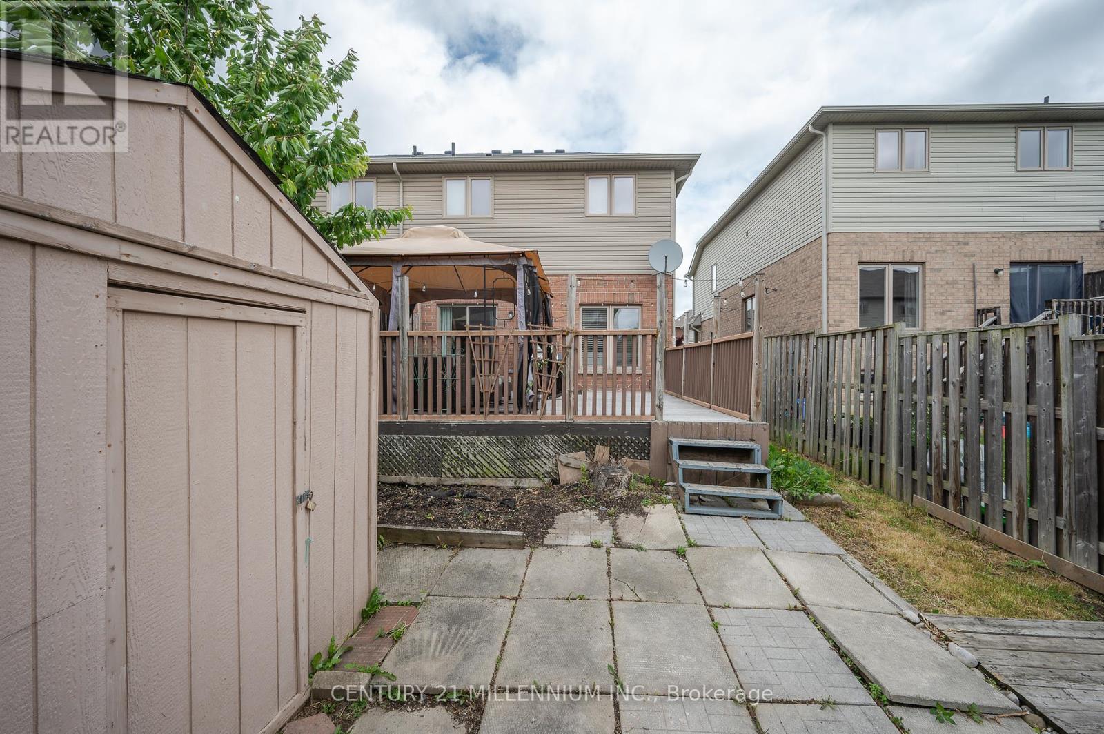 Photo 45 of 43 Bankfield Crescent, Hamilton ON