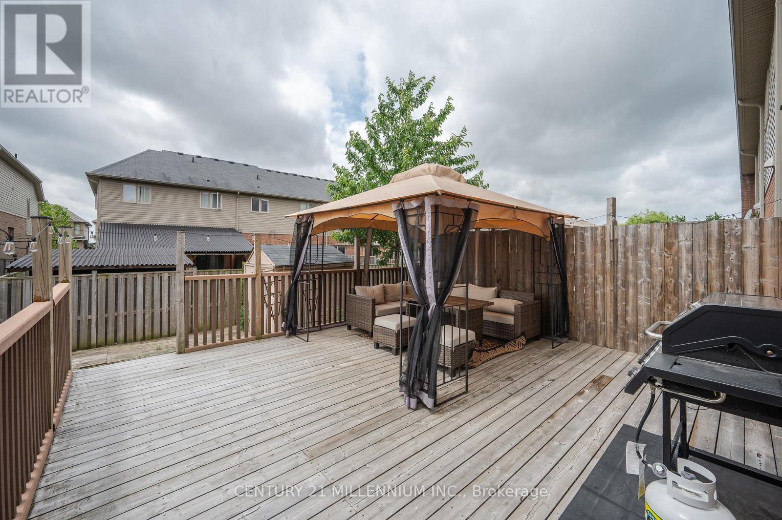 Photo 47 of 43 Bankfield Crescent, Hamilton ON