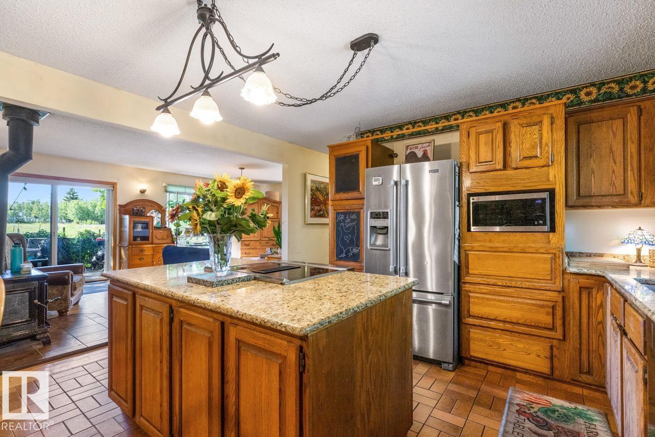 Photo 12 of 73 54150 Rge Road 224, Rural Strathcona County AB