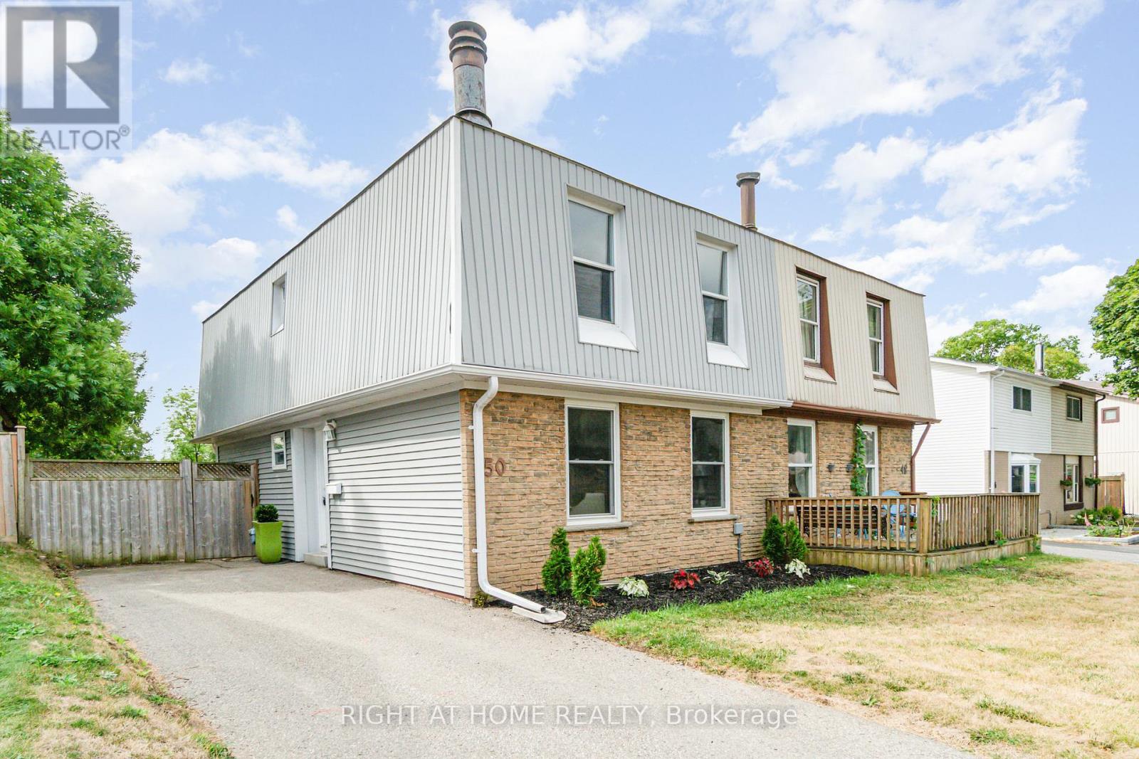 Photo 4 of 50 Roser Crescent, Clarington ON