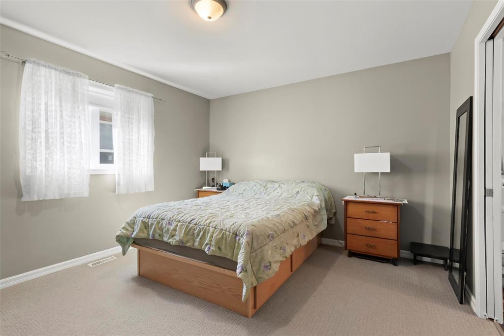 Photo 9 of 18 Westview Drive, Steinbach MB