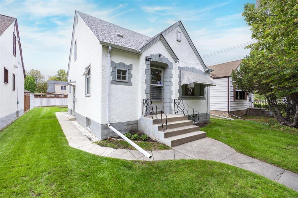 Photo 3 of 462 Seymour Street, Winnipeg MB