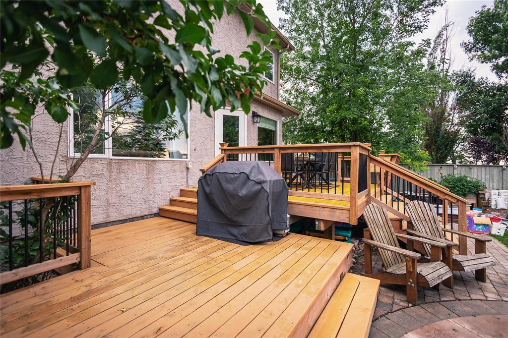 Photo 29 of 182 Vineland Crescent, Winnipeg MB