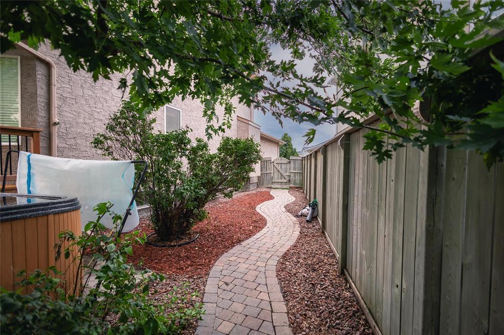 Photo 30 of 182 Vineland Crescent, Winnipeg MB