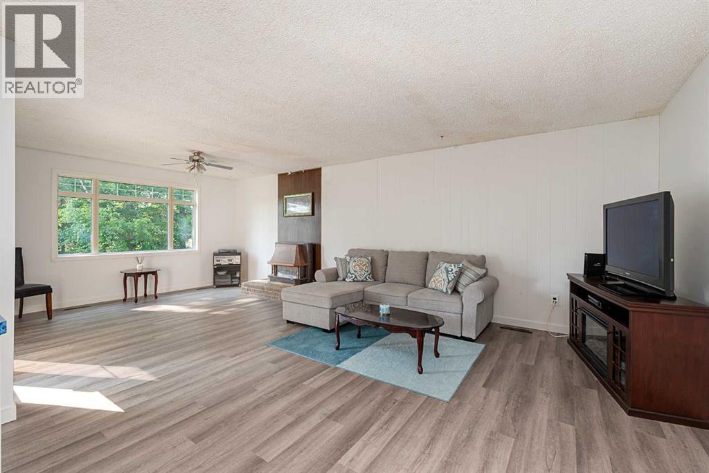 Photo 13 of 507 1 Street E, Maidstone SK