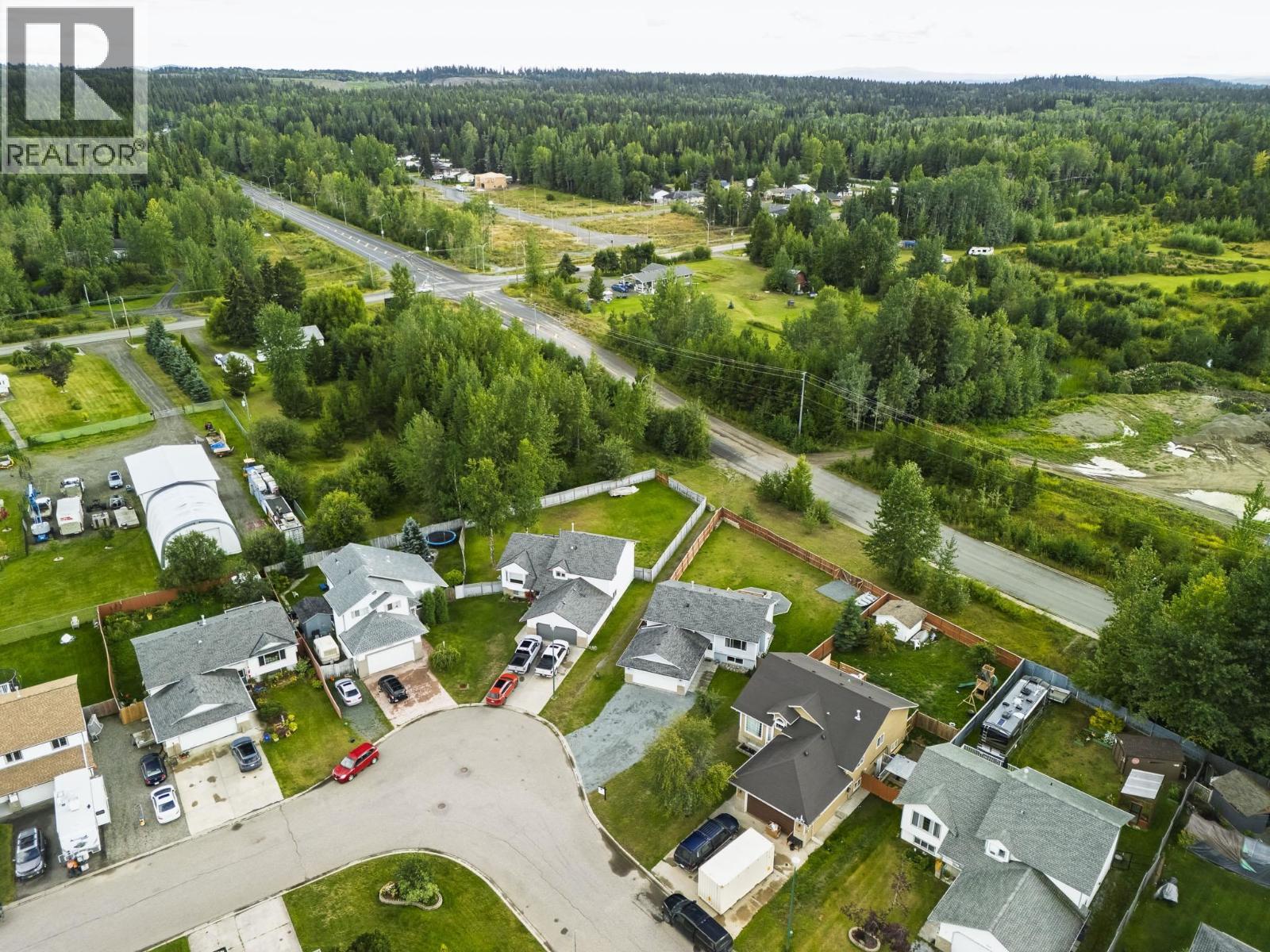 Photo 5 of 5507 Woodoak Crescent, Prince George BC