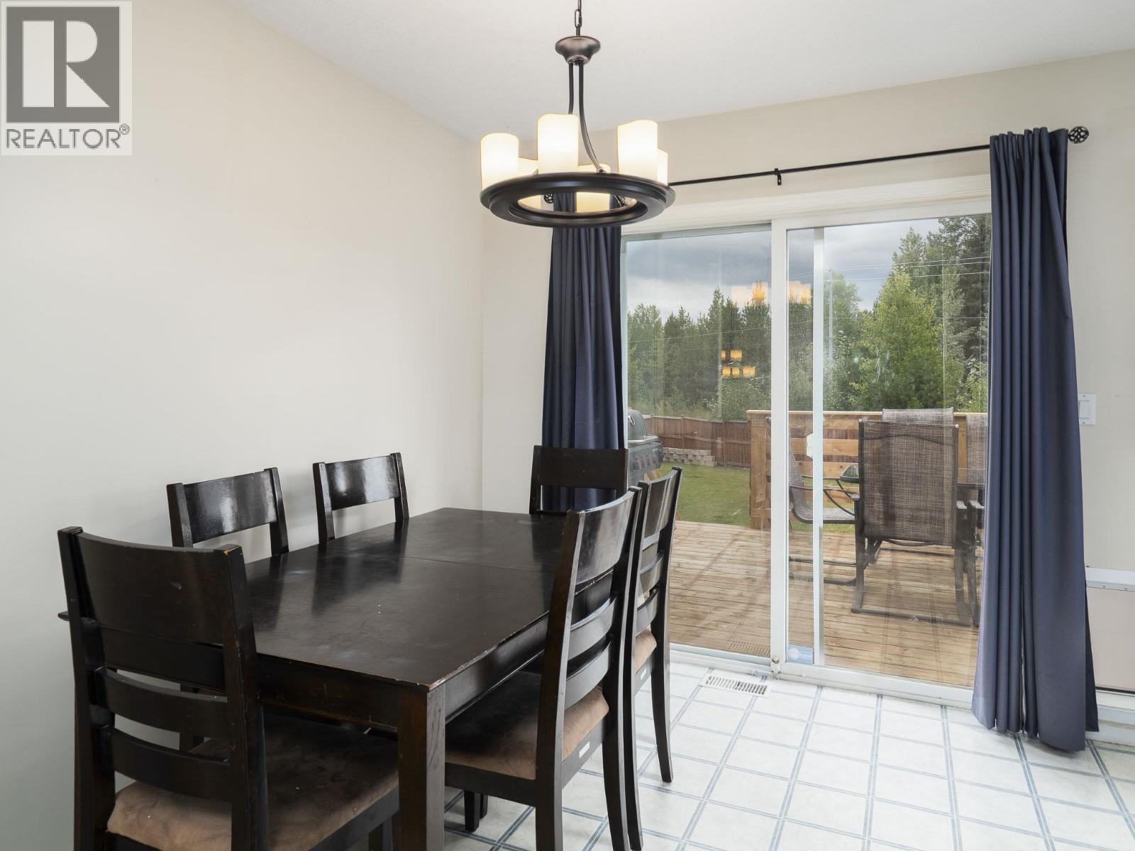 Photo 12 of 5507 Woodoak Crescent, Prince George BC