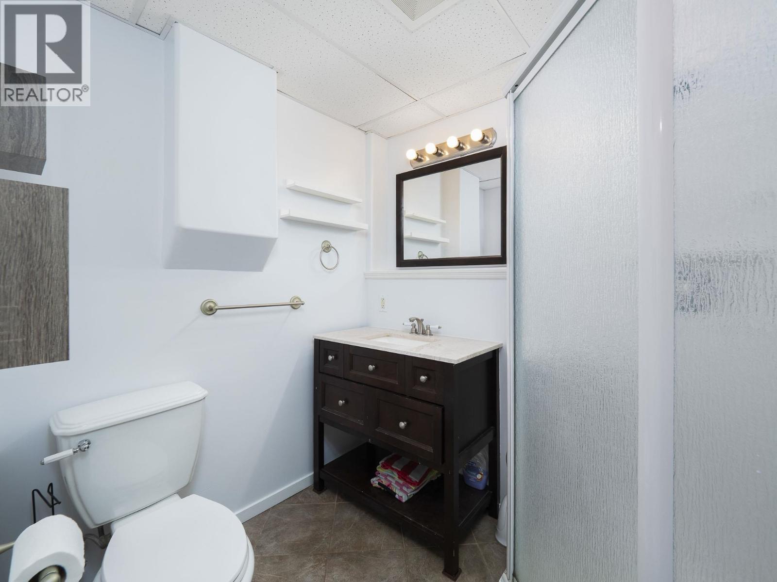 Photo 16 of 5507 Woodoak Crescent, Prince George BC