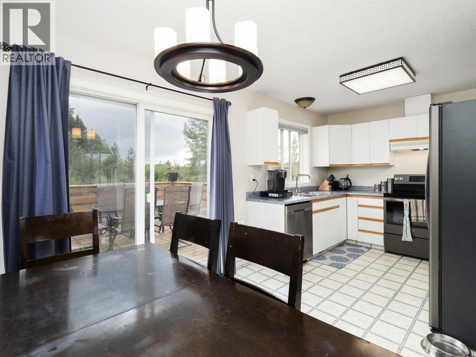 Photo 11 of 5507 Woodoak Crescent, Prince George BC