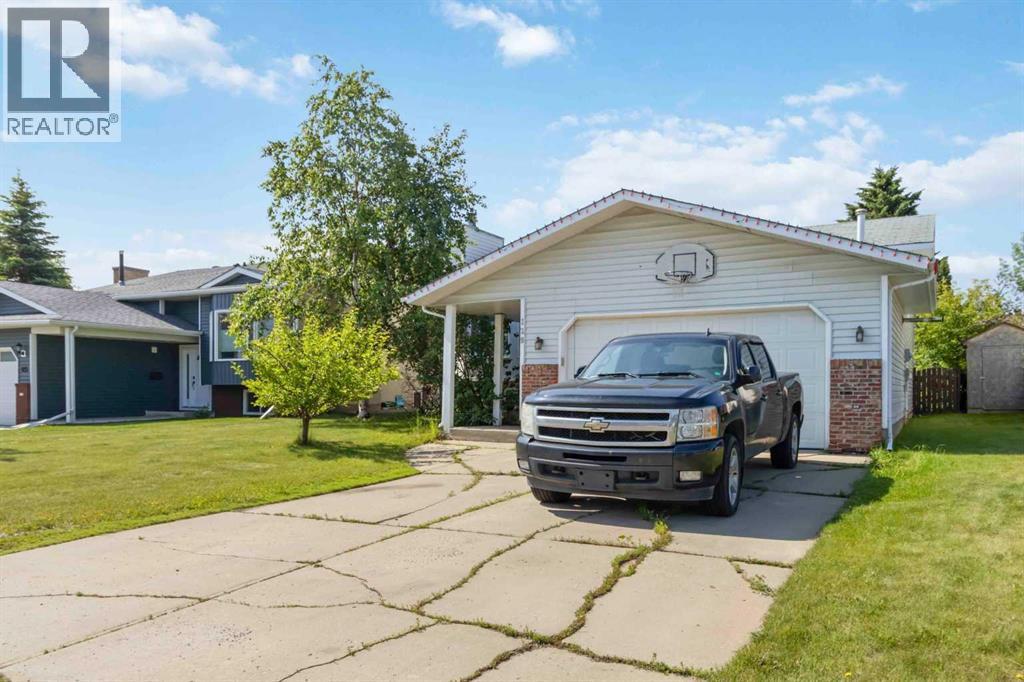 Photo 2 of 129 Bergeron Road, Fort Mcmurray AB