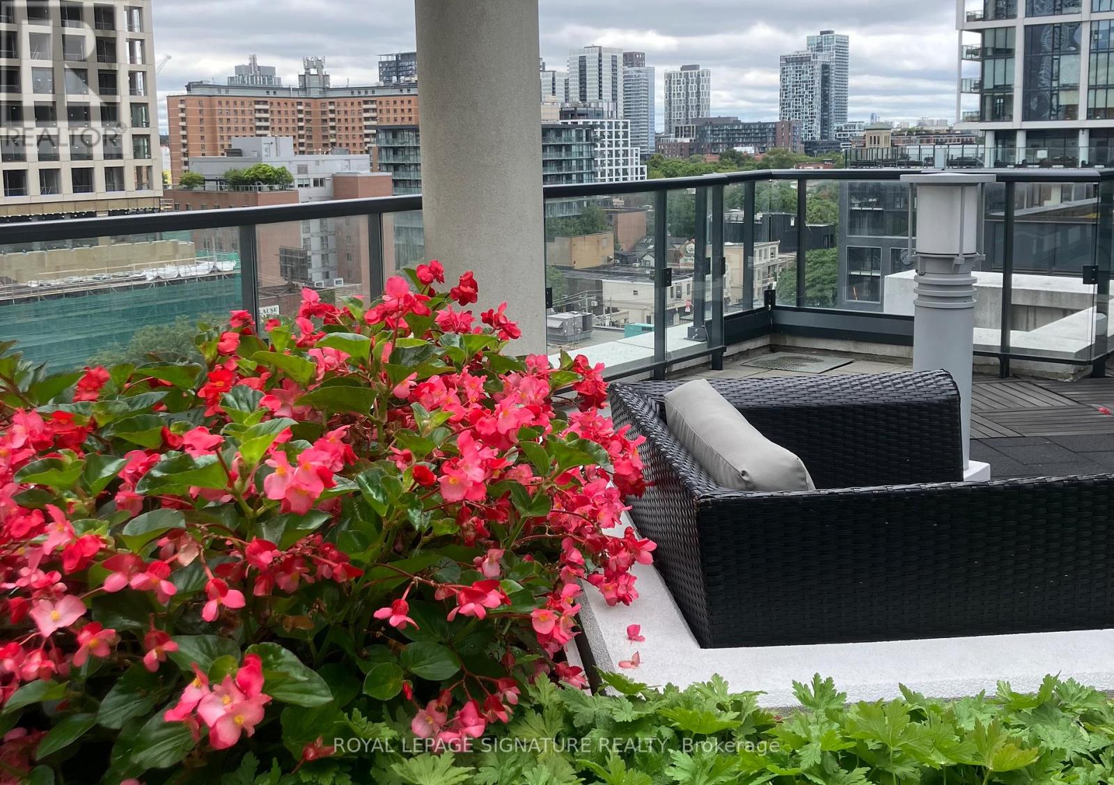 Photo 39 of Ph 11 400 Adelaide Street E, Toronto ON