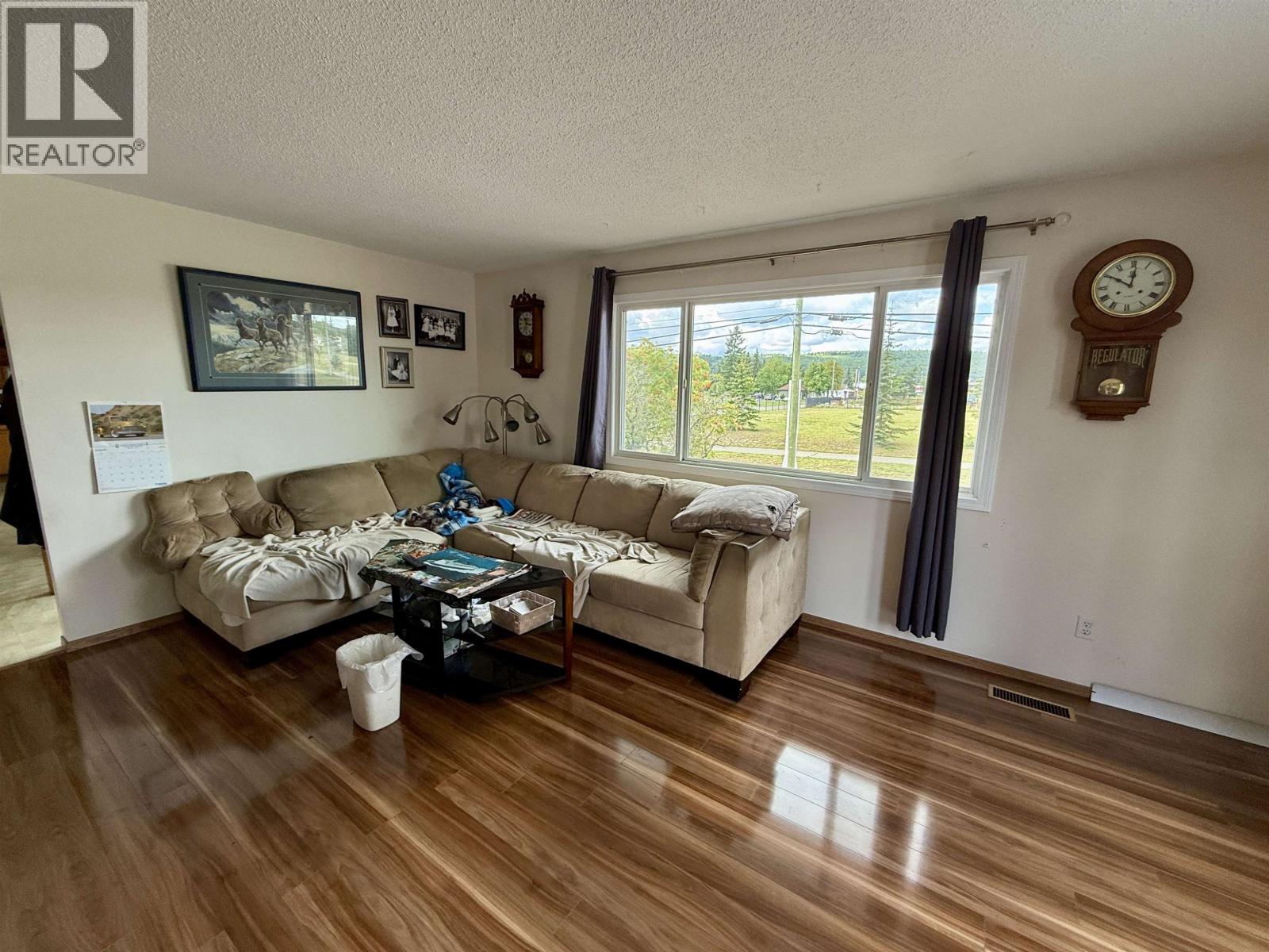 Photo 13 of 490 Lansdowne Road, Prince George BC