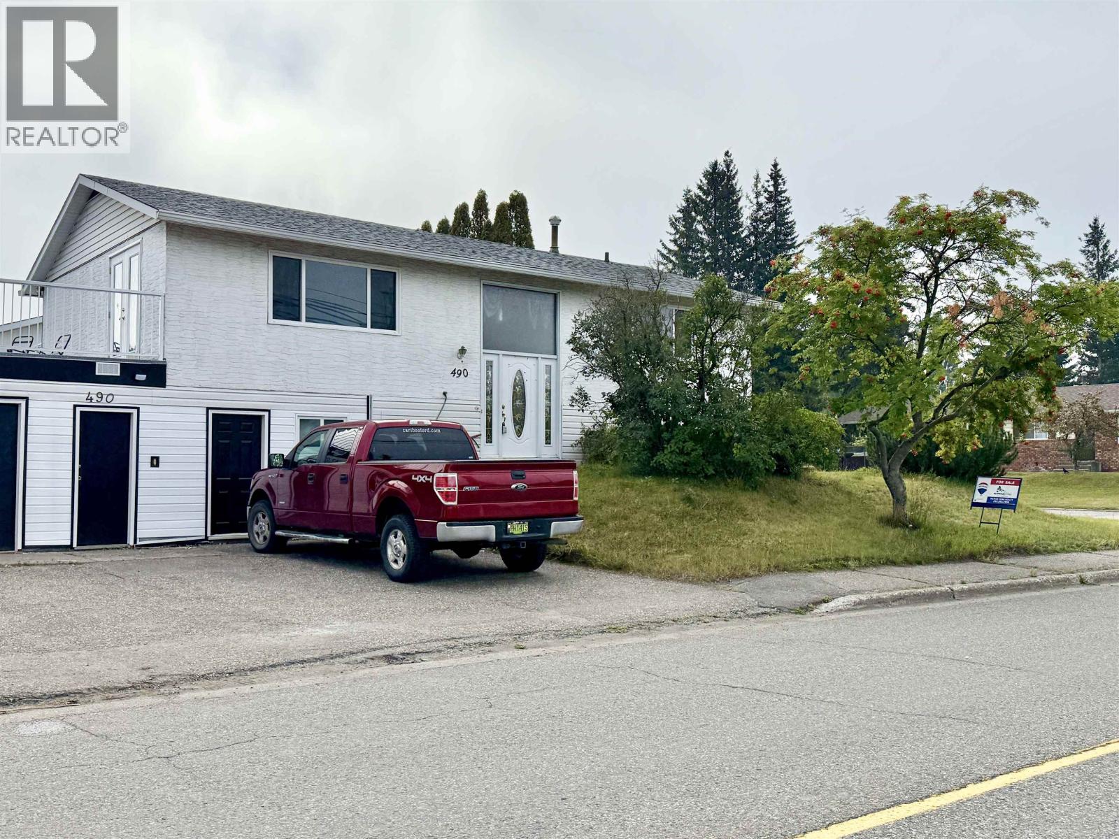 Photo 2 of 490 Lansdowne Road, Prince George BC