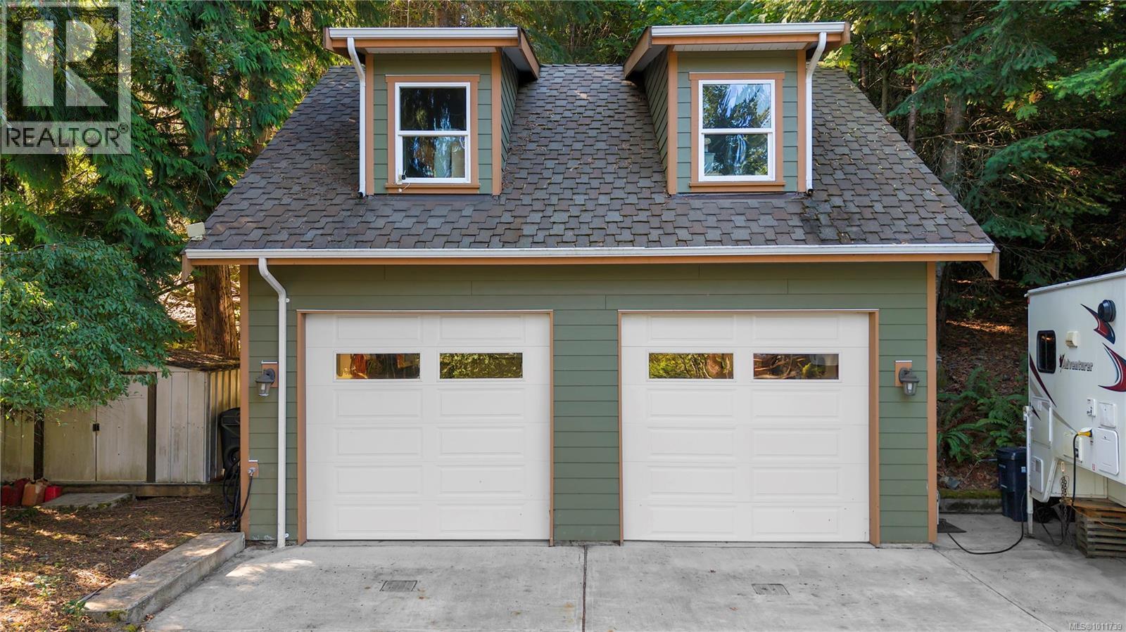 Photo 2 of 3230 Dolphin Dr, Nanoose Bay BC