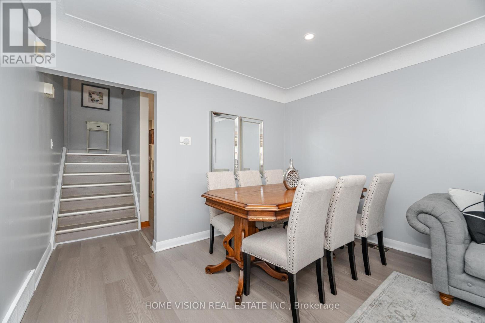 Photo 7 of 15 Adair Avenue N, Hamilton ON