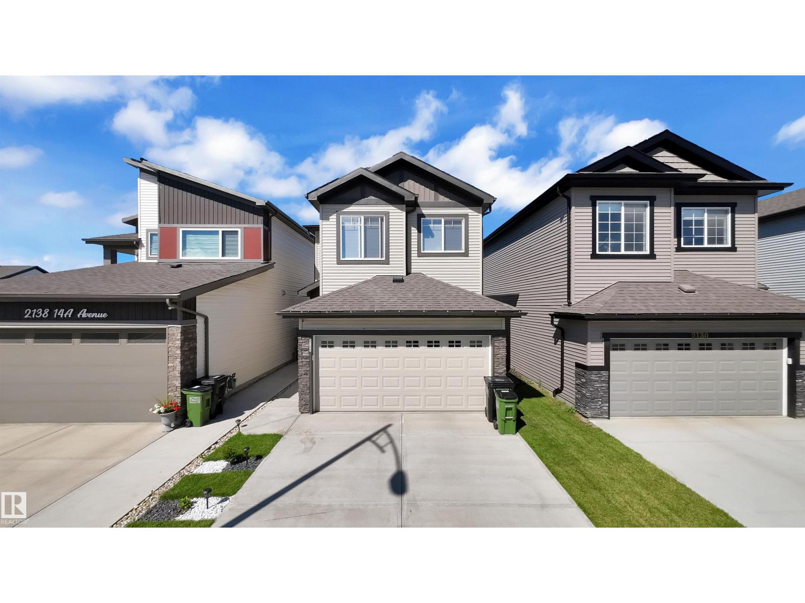 Photo 1 of 2134 14 A Av Nw, Edmonton AB