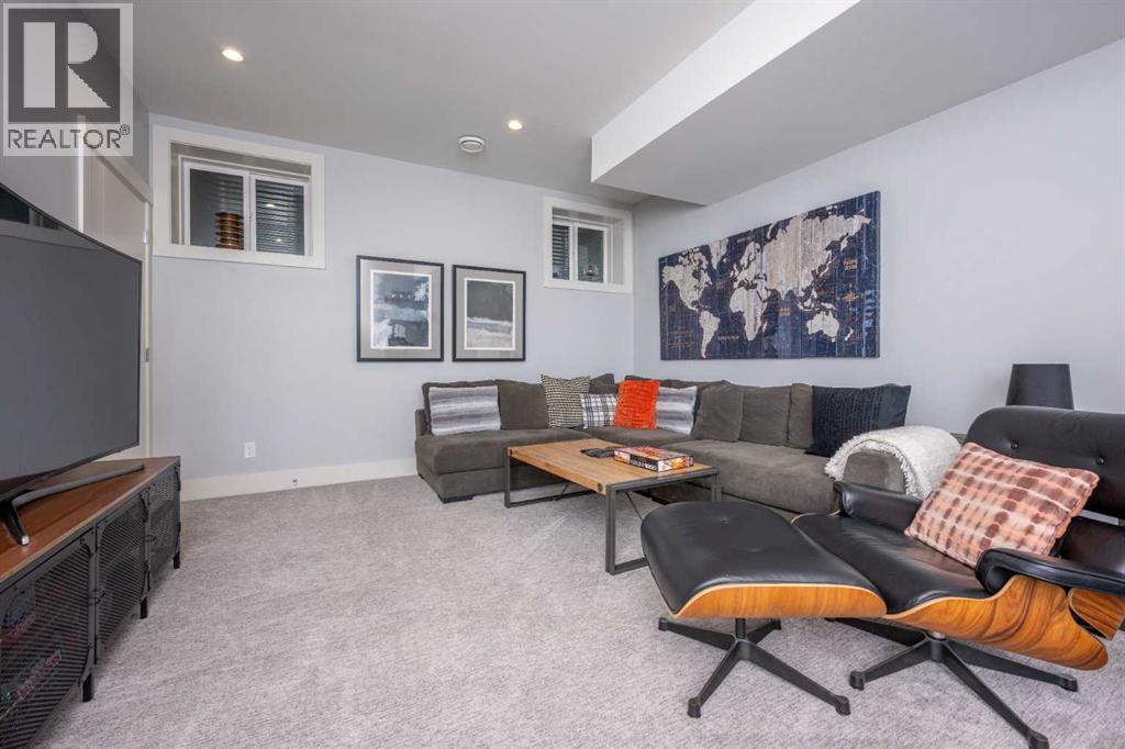 Single Family House for Sale in   Street SW Glenbrook Calgary 