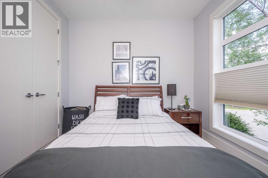Single Family House for Sale in   Street SW Glenbrook Calgary 