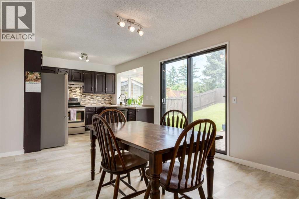 Single Family House for Sale in  Silverstone Road NW Silver Springs Calgary 