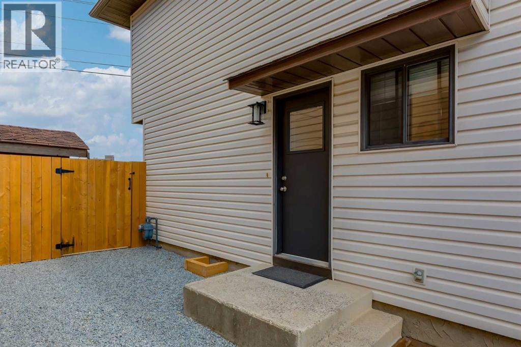 Single Family House for Sale in  Silverstone Road NW Silver Springs Calgary 