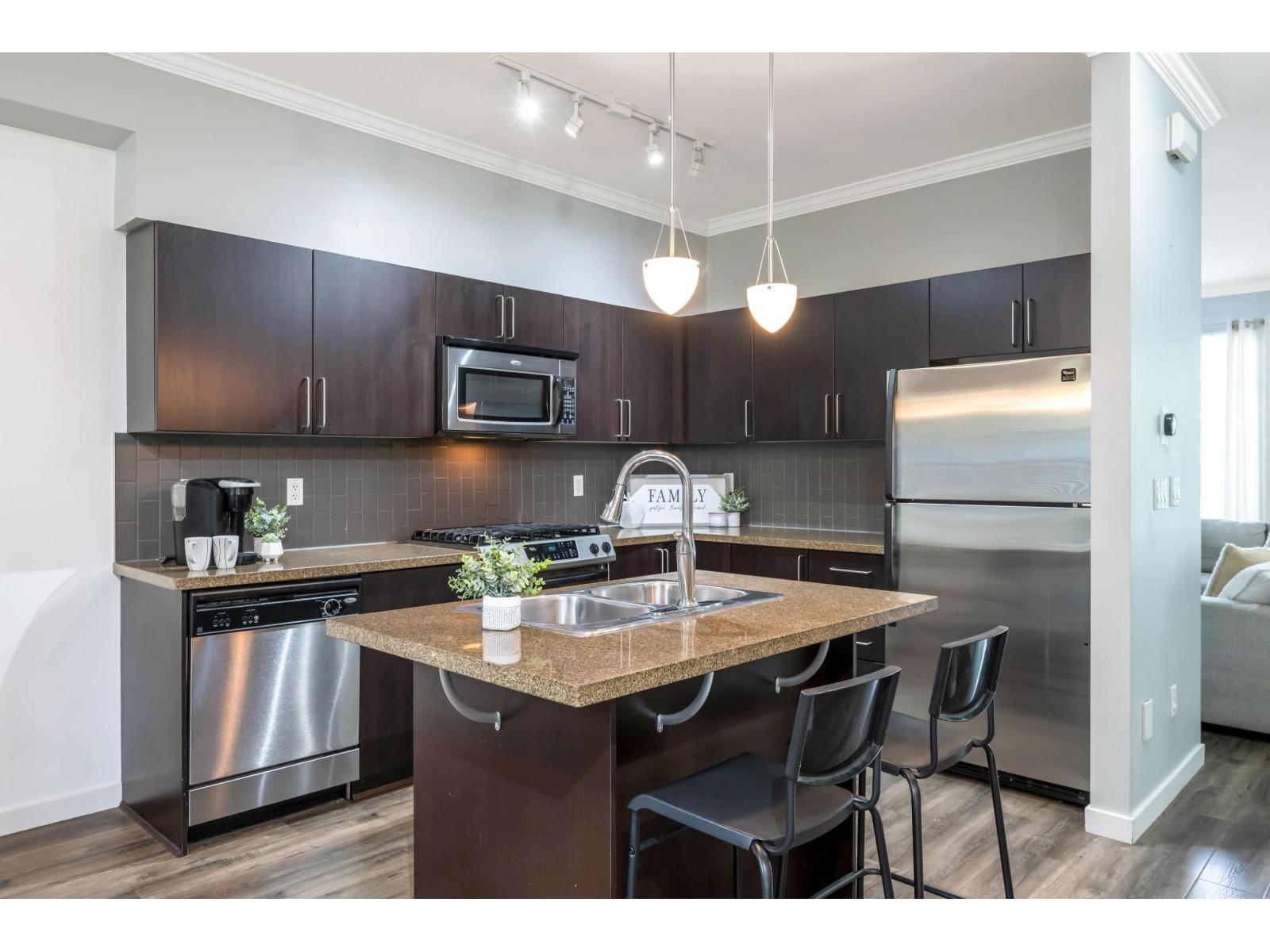 Photo 13 of 99 6575 192 Street, Surrey BC