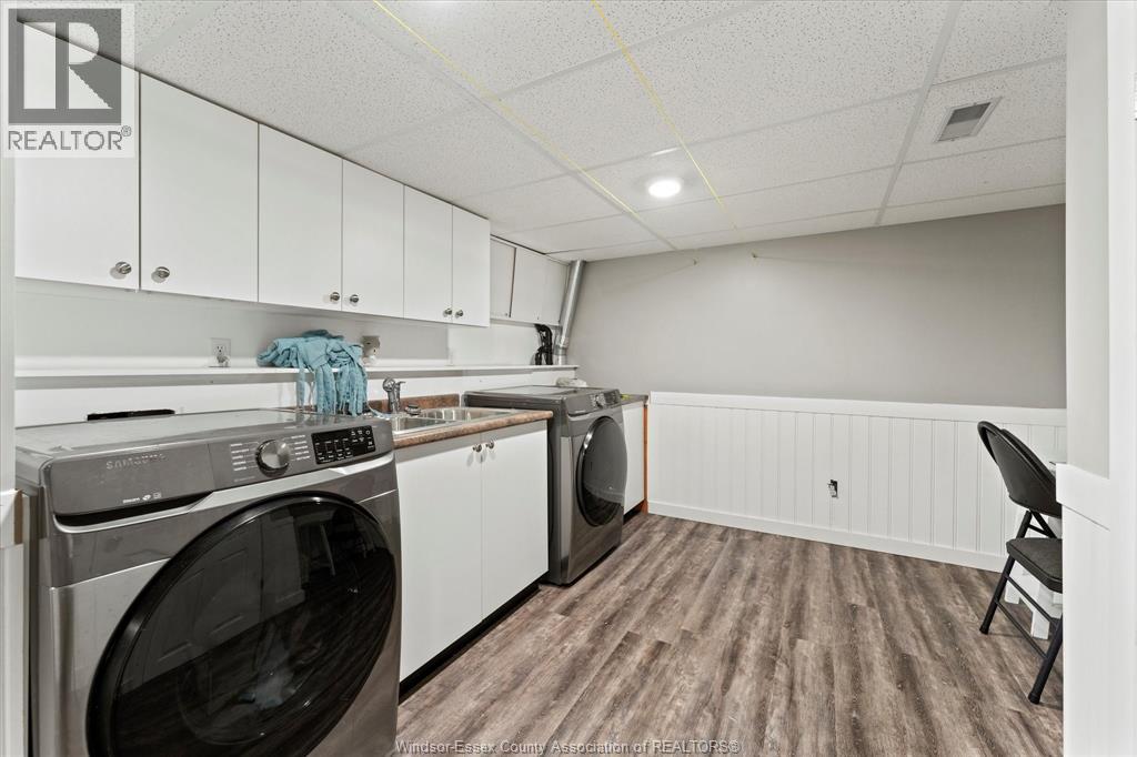 Photo 29 of 110 St James Court, Amherstburg ON