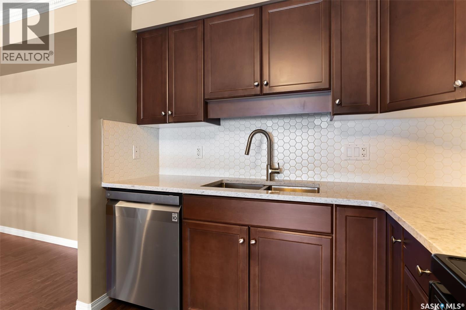 Single Family House Low rise for Sale in   Windsor Park ROAD Regina 