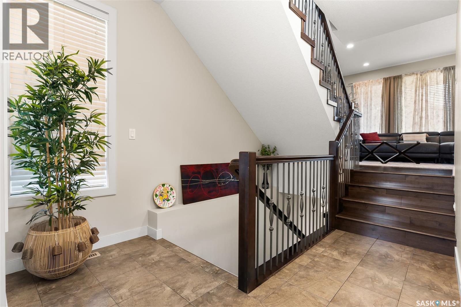 Single Family House 2 Level for Sale in  Lepine ROAD Regina 