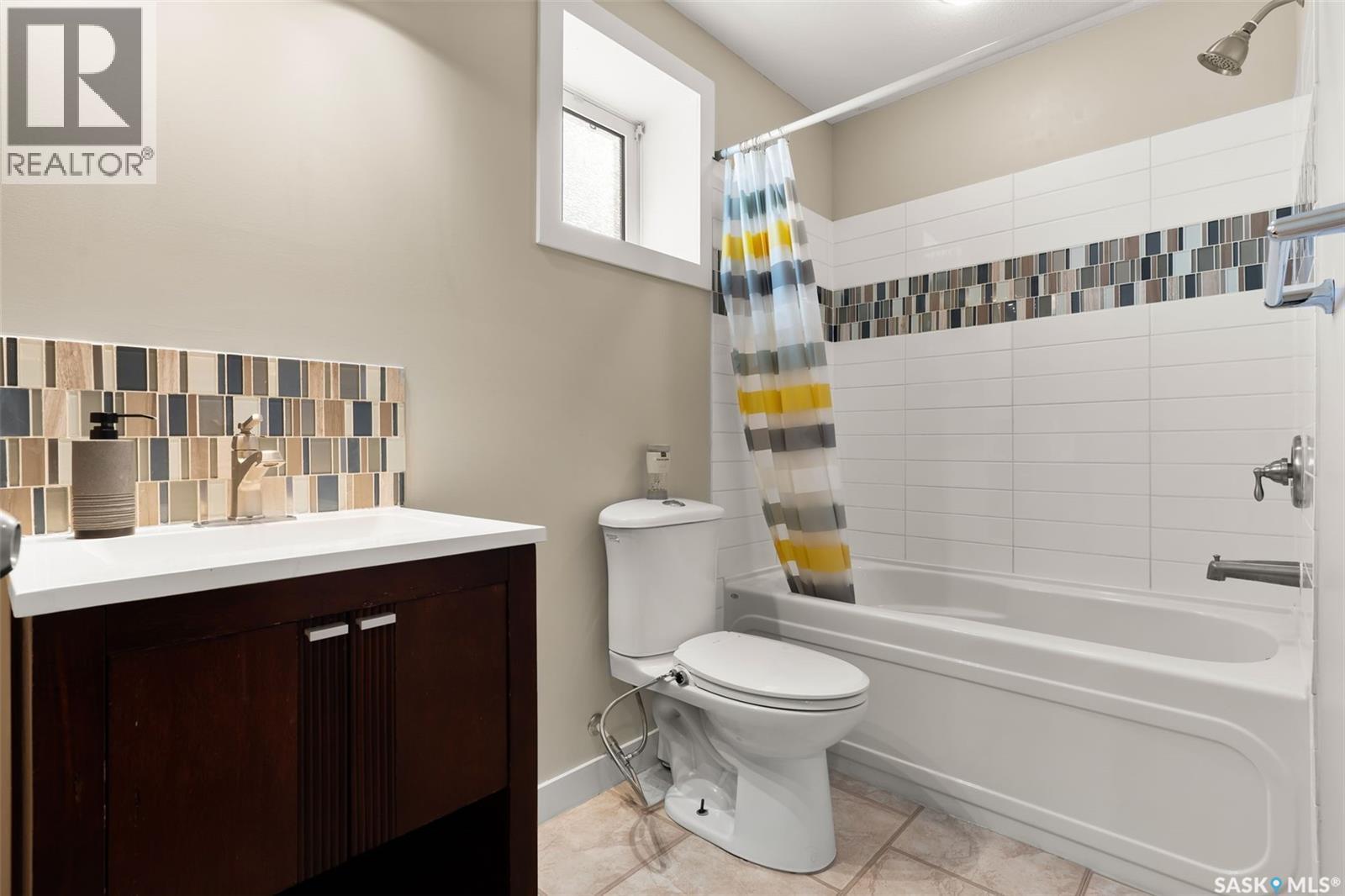 Single Family House 2 Level for Sale in  Lepine ROAD Regina 