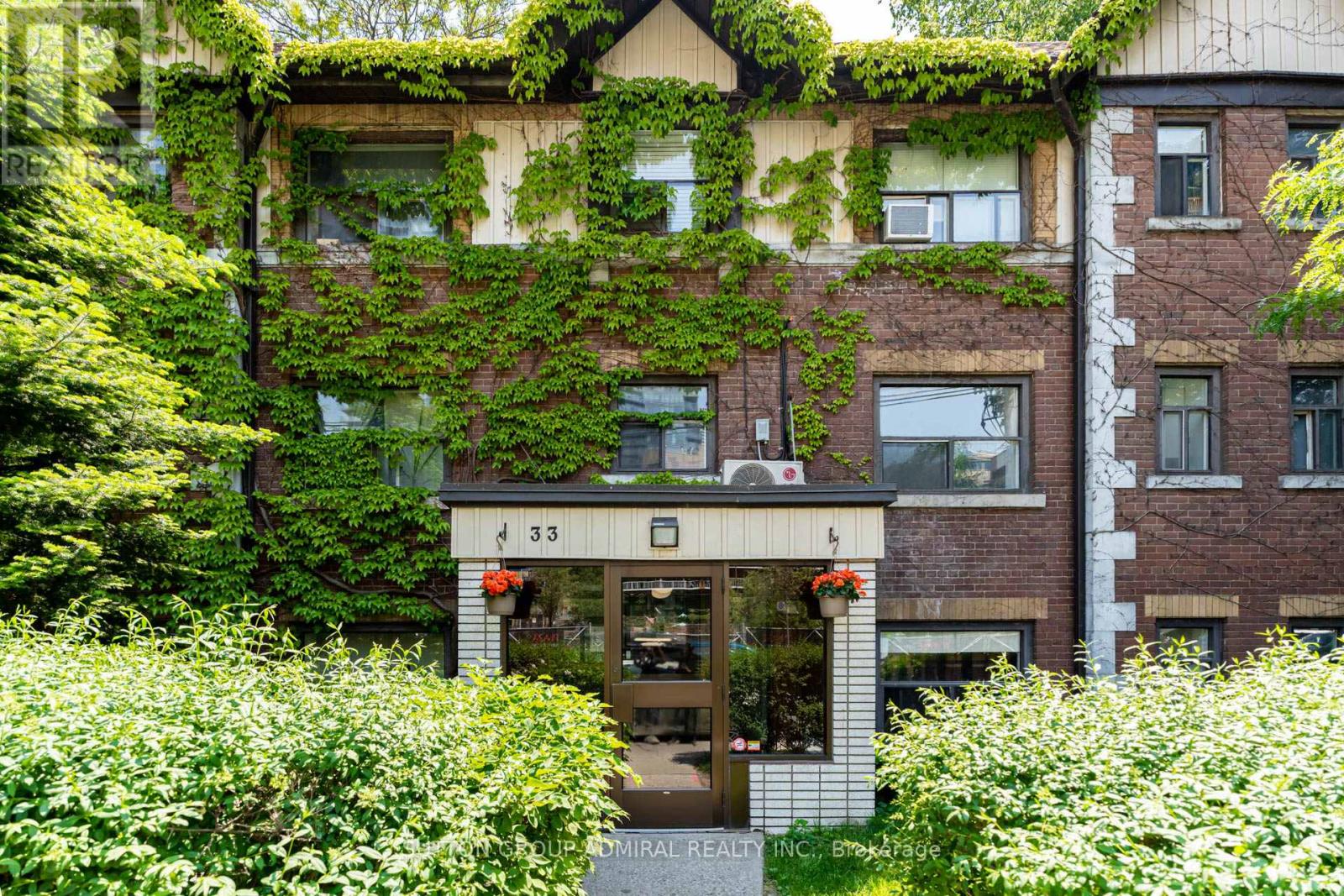 Photo 1 of 303 33 Maitland Street, Toronto ON