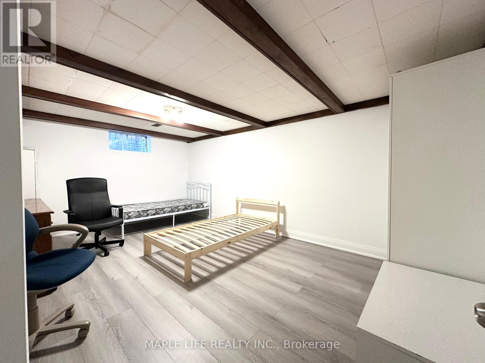 Photo 5 of Bsmt 37 Pinemeadow Boulevard, Toronto ON