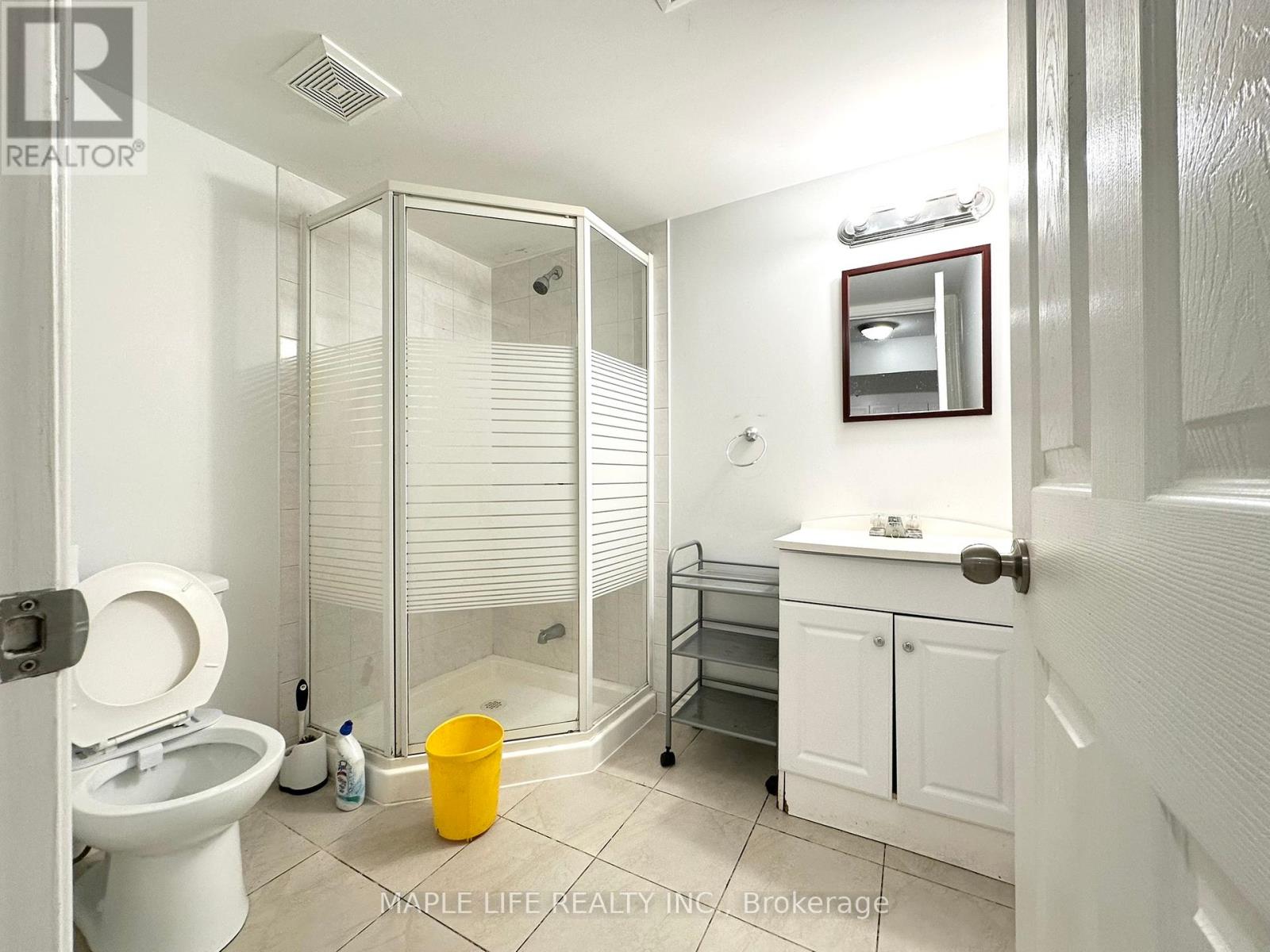 Photo 9 of Bsmt 37 Pinemeadow Boulevard, Toronto ON