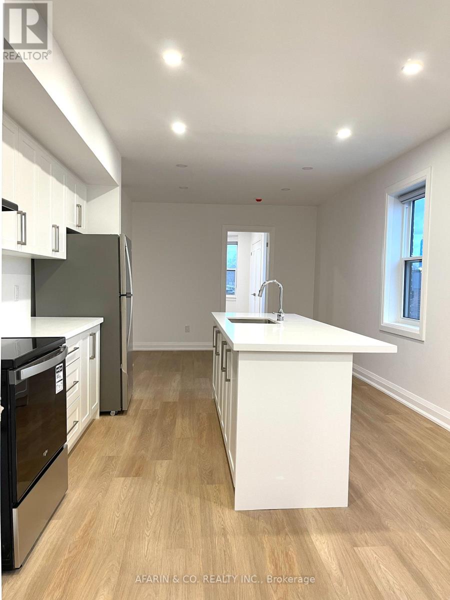 Photo 7 of 5 79 Cedarvale Avenue, Toronto ON