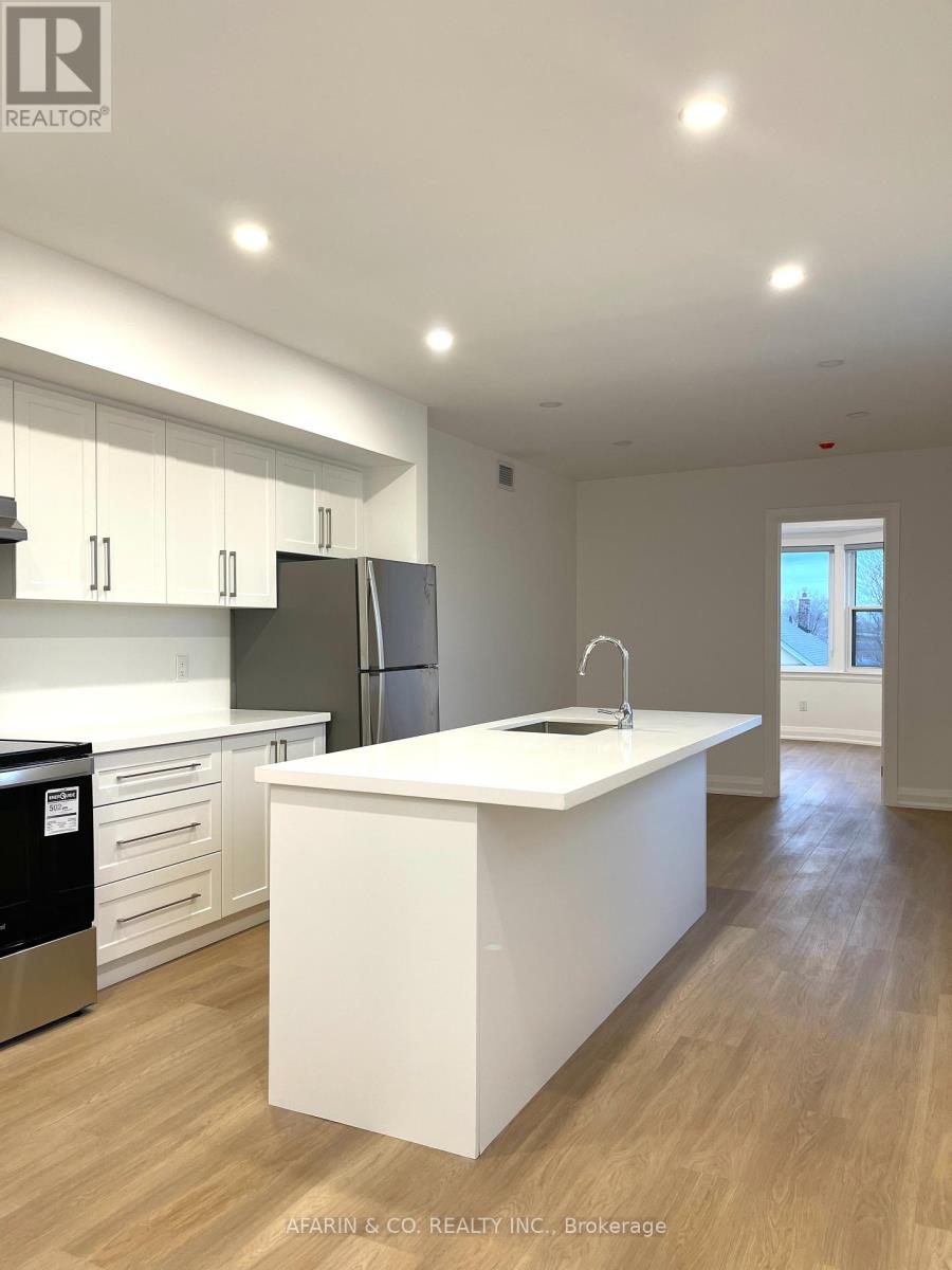 Photo 8 of 5 79 Cedarvale Avenue, Toronto ON