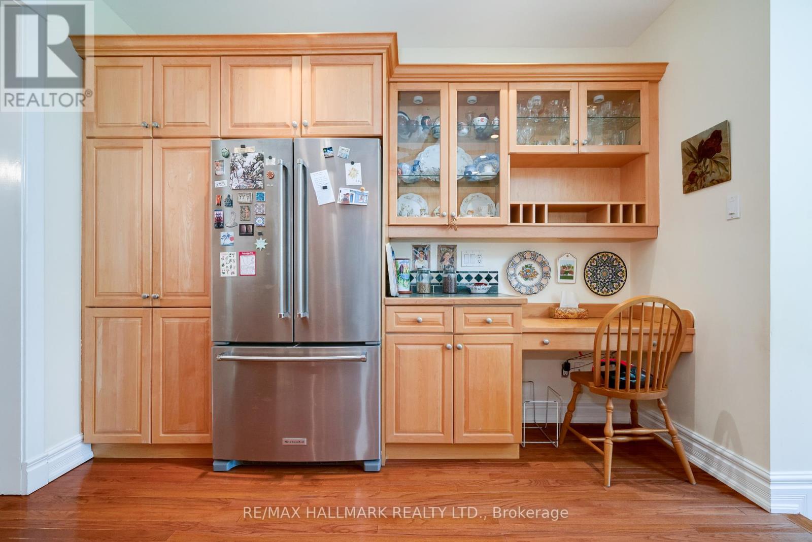 Photo 9 of 177 Wineva Avenue, Toronto ON