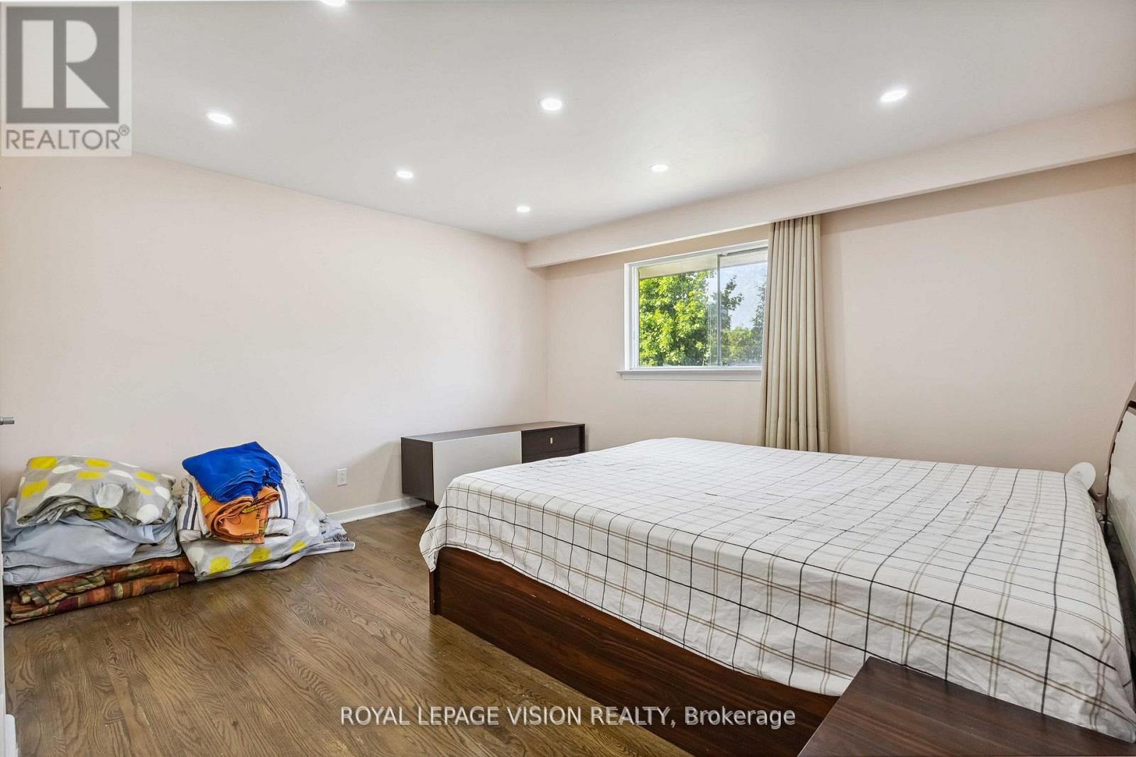 Photo 18 of Main 58 Dolly Varden Boulevard, Toronto ON