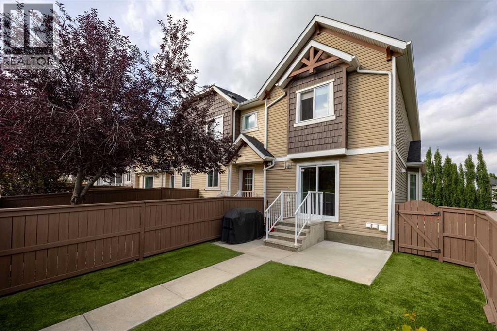 Single Family House for Sale in  Aspen Hills Drive SW Aspen Woods Calgary 
