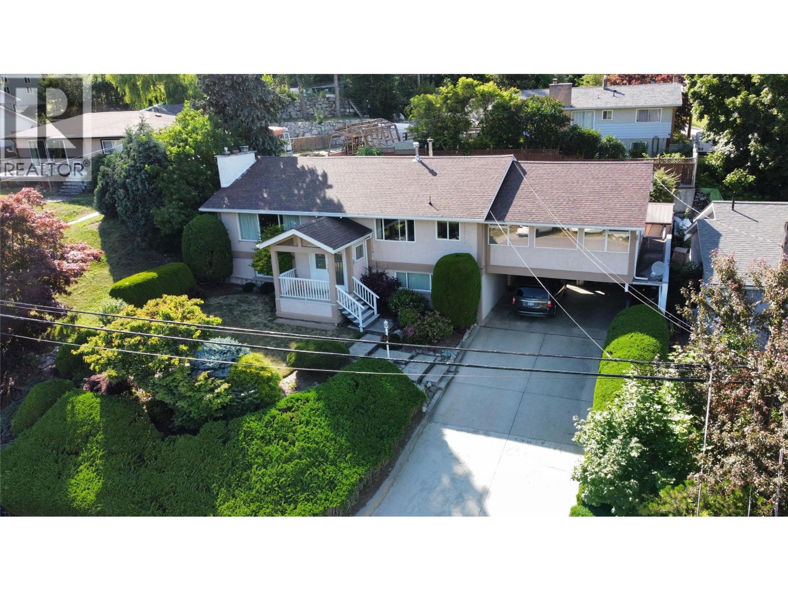 Photo 4 of 649 Johnstone Road, Nelson BC