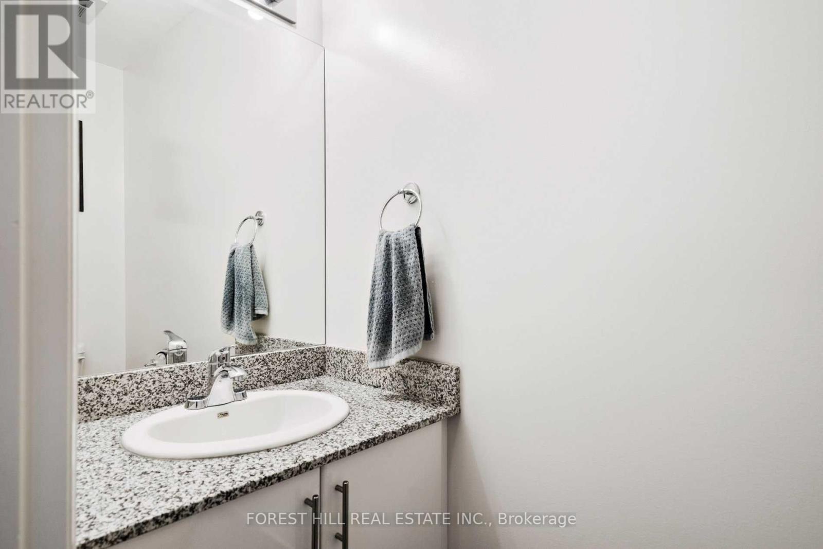 Photo 6 of 3305 2900 Highway 7 Road, Vaughan ON