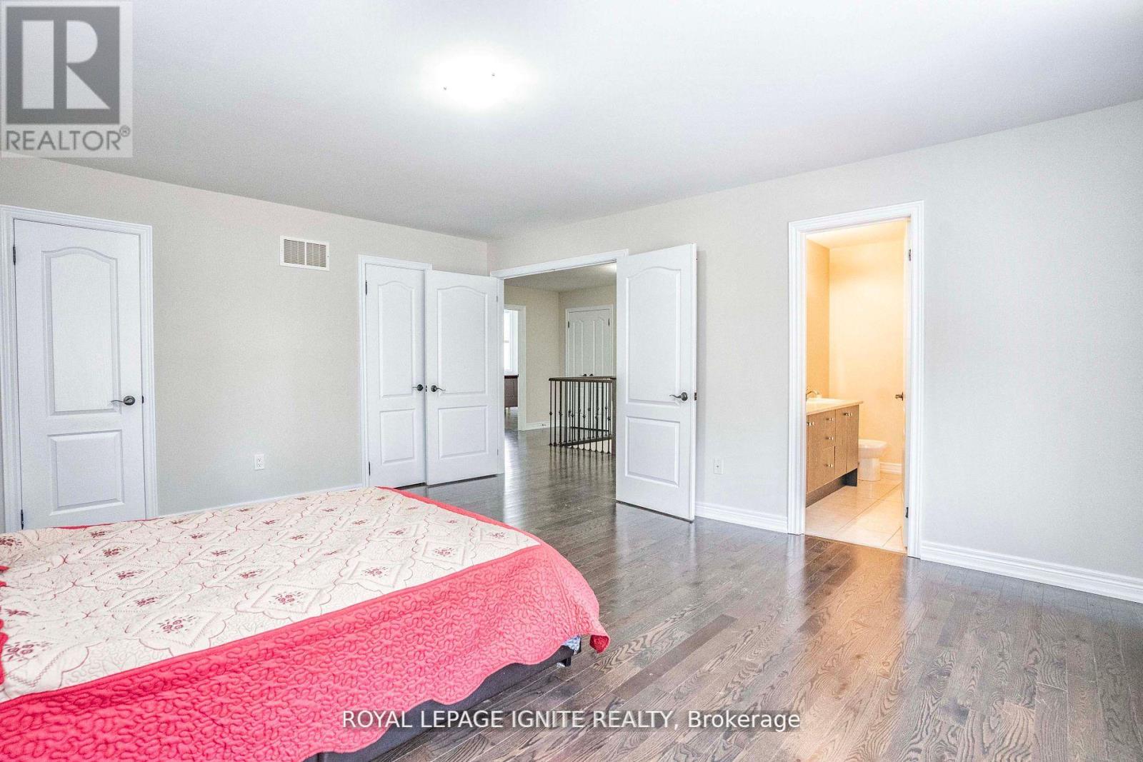 Photo 19 of 1382 Dallman Street, Innisfil ON
