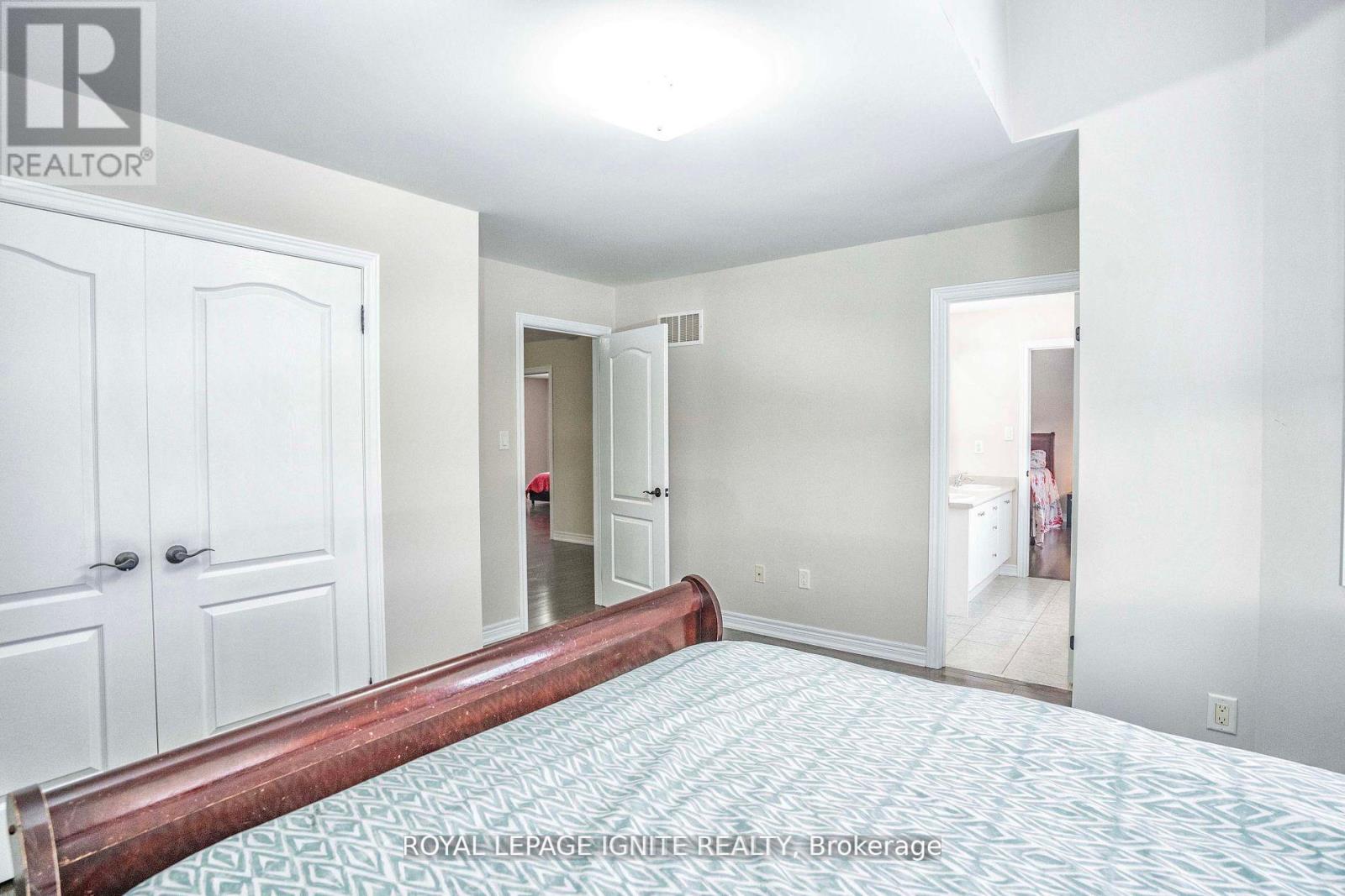 Photo 23 of 1382 Dallman Street, Innisfil ON