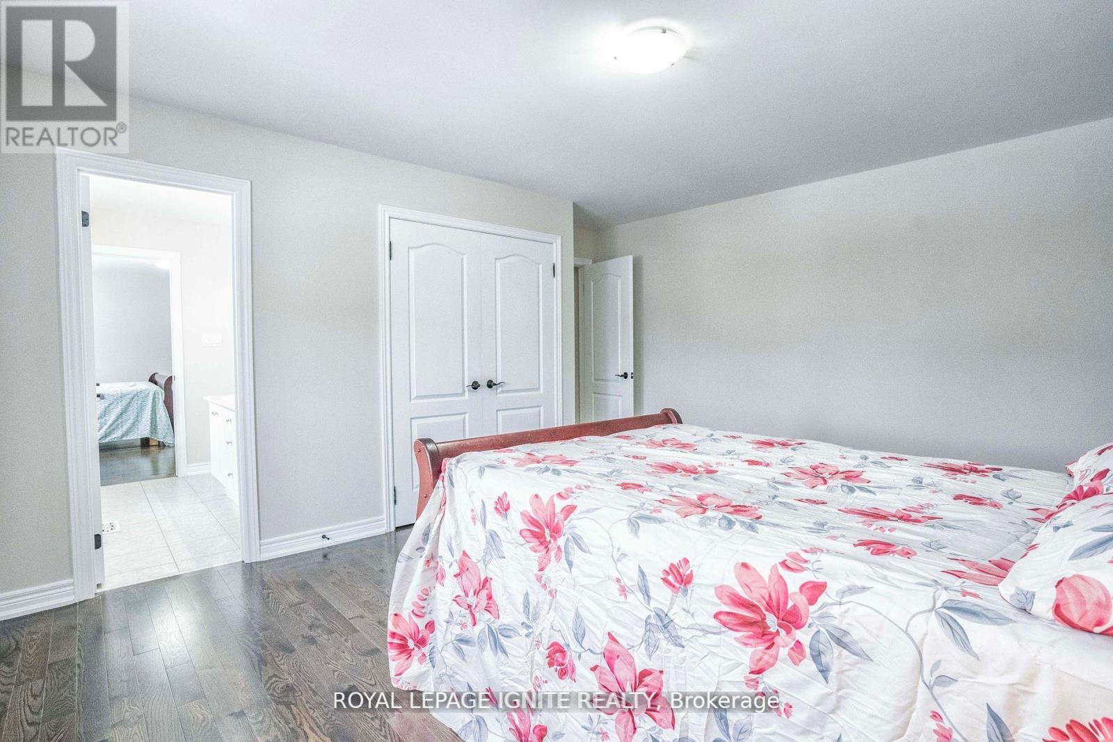 Photo 27 of 1382 Dallman Street, Innisfil ON